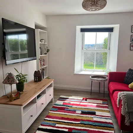 Little Hillside